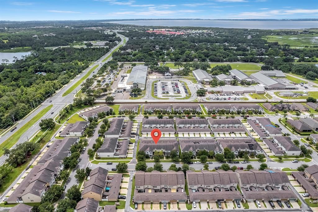 For Sale: $300,000 (2 beds, 2 baths, 1464 Square Feet)