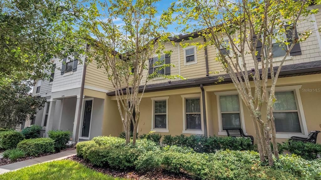 For Sale: $300,000 (2 beds, 2 baths, 1464 Square Feet)