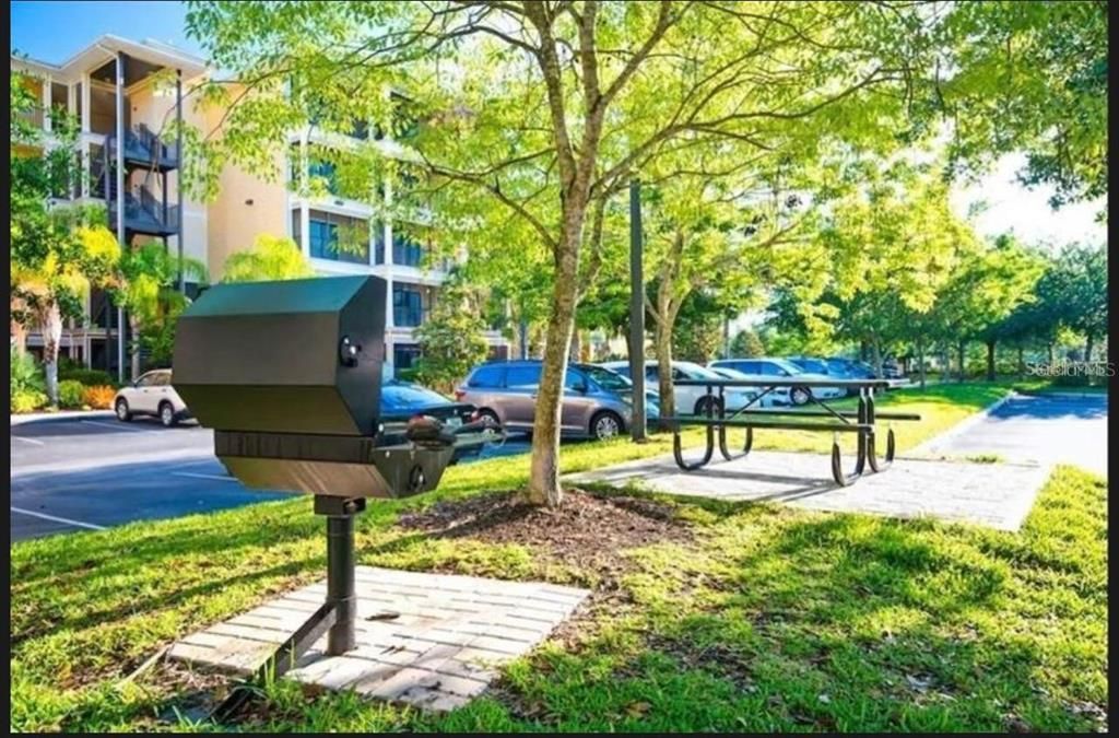 En Venta: $230,000 (3 camas, 2 baños, 1700 Pies cuadrados)