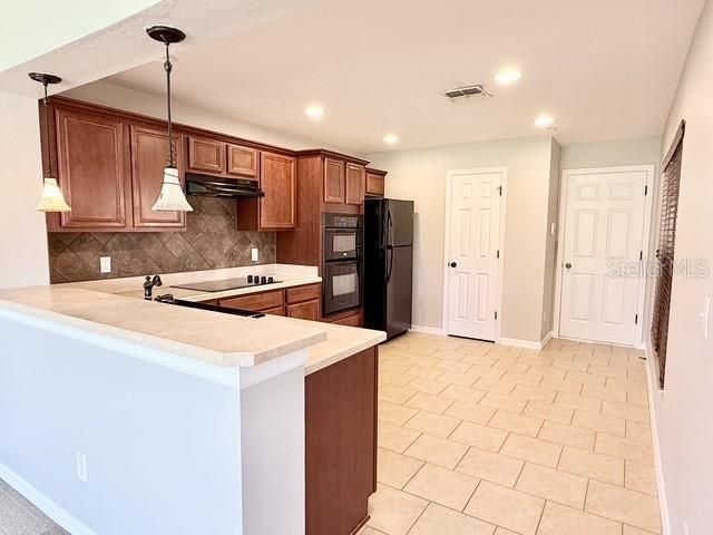 В аренду: $2,295 (3 спален, 2 ванн, 1647 Квадратных фут)