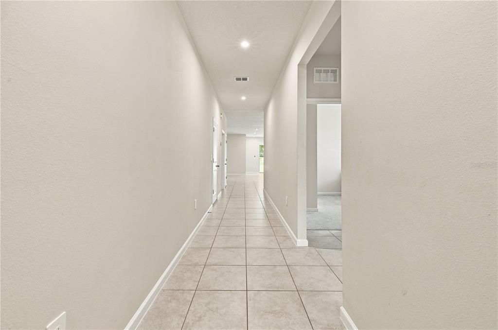 En Venta: $479,990 (4 camas, 2 baños, 2218 Pies cuadrados)