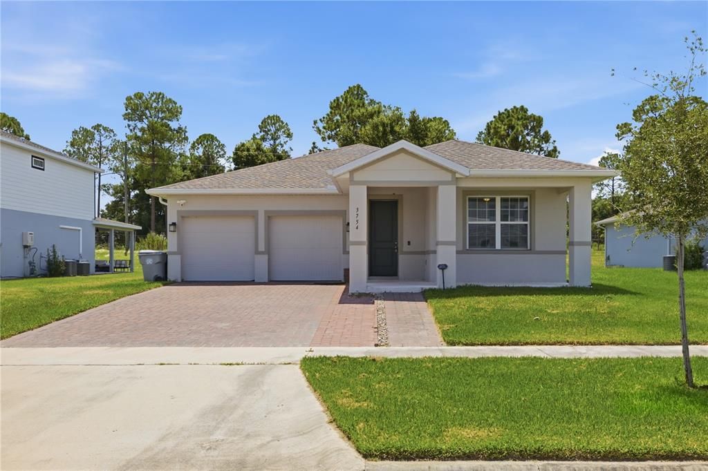 En Venta: $479,990 (4 camas, 2 baños, 2218 Pies cuadrados)