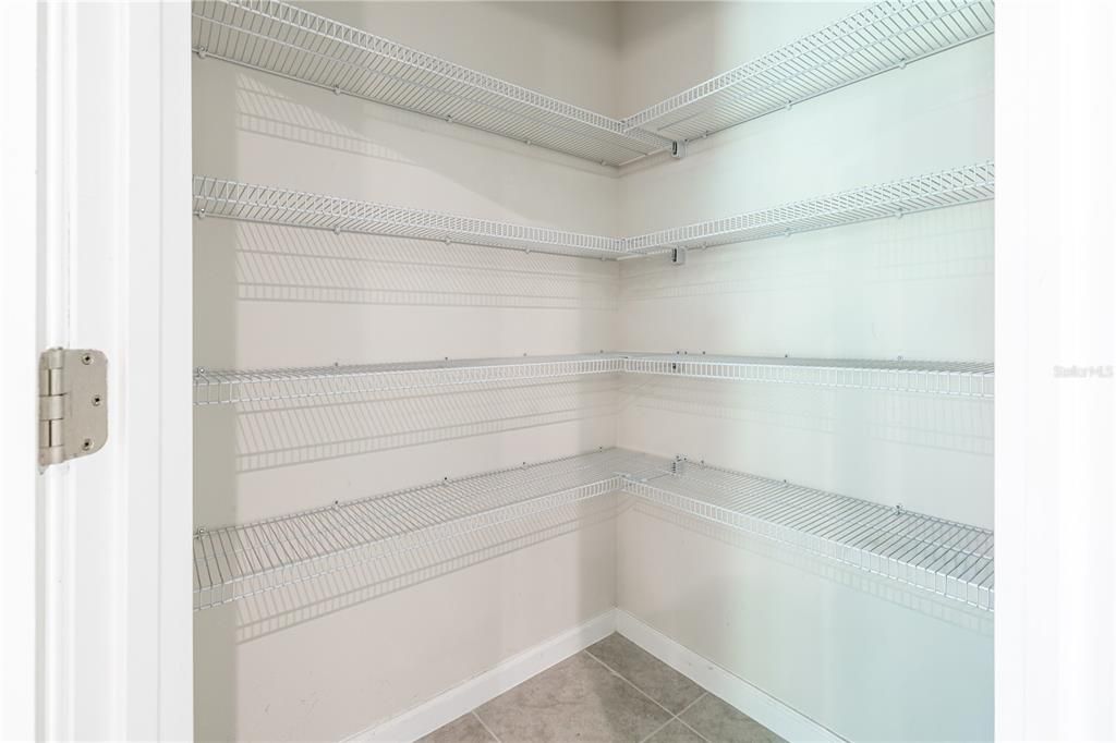 En Venta: $479,990 (4 camas, 2 baños, 2218 Pies cuadrados)
