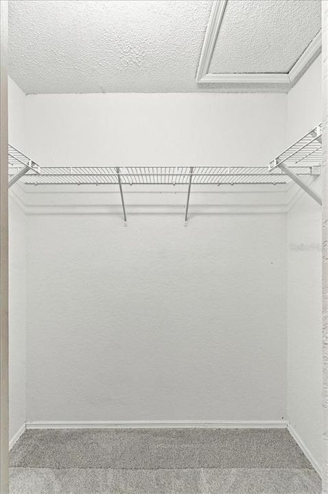 Activo con contrato: $239,900 (3 camas, 2 baños, 1126 Pies cuadrados)