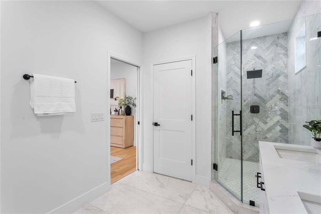 For Rent: $5,000 (4 beds, 3 baths, 2827 Square Feet)