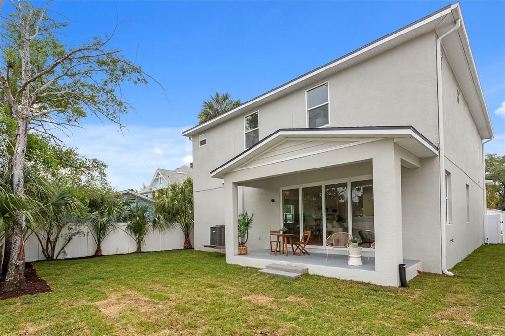 For Rent: $5,000 (4 beds, 3 baths, 2827 Square Feet)