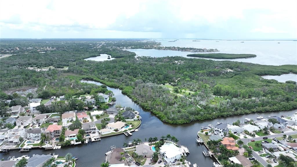 待售: $600,000 (0.16 acres)