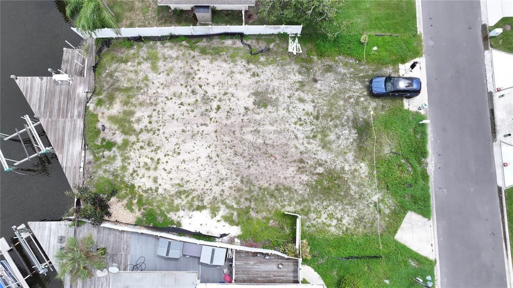 待售: $600,000 (0.16 acres)