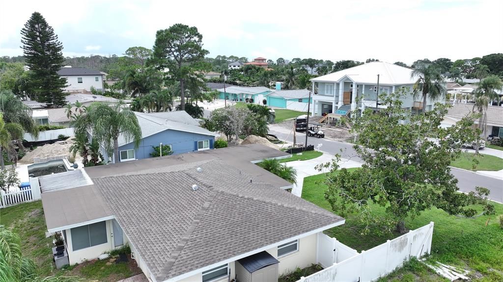 待售: $600,000 (0.16 acres)