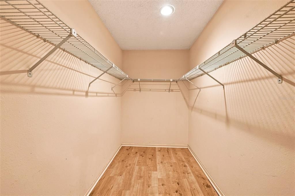 En Venta: $490,000 (3 camas, 2 baños, 1861 Pies cuadrados)