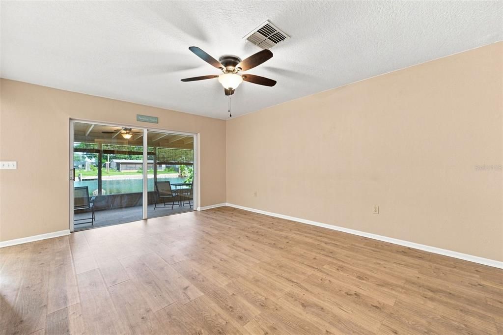 En Venta: $490,000 (3 camas, 2 baños, 1861 Pies cuadrados)