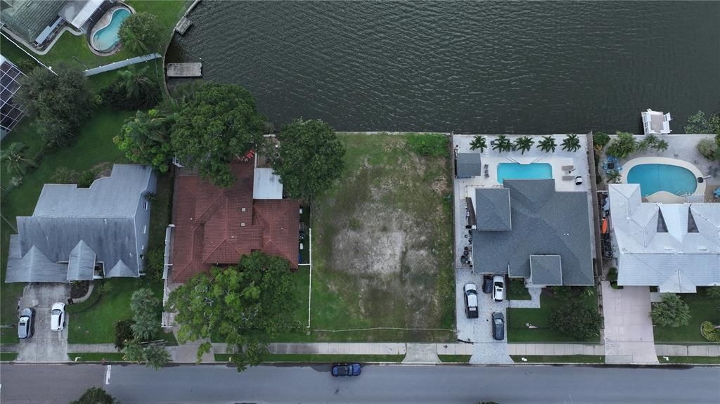 待售: $765,000 (0.20 acres)