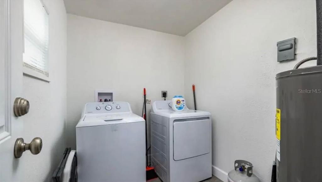 En Renta: $2,200 (3 camas, 1 baños, 1010 Pies cuadrados)