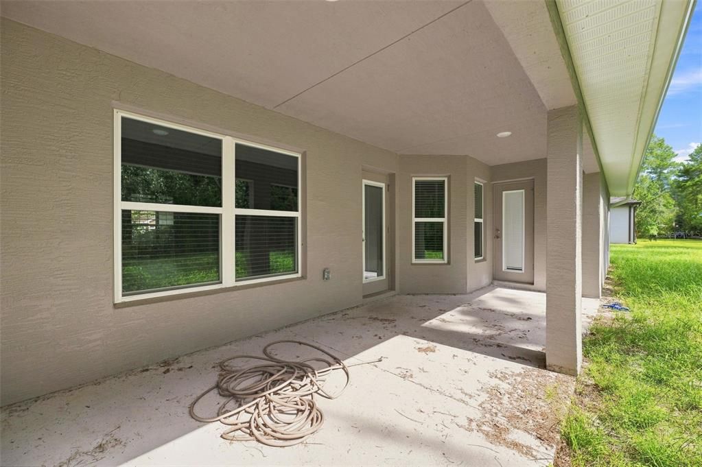 En Venta: $399,000 (4 camas, 3 baños, 2534 Pies cuadrados)