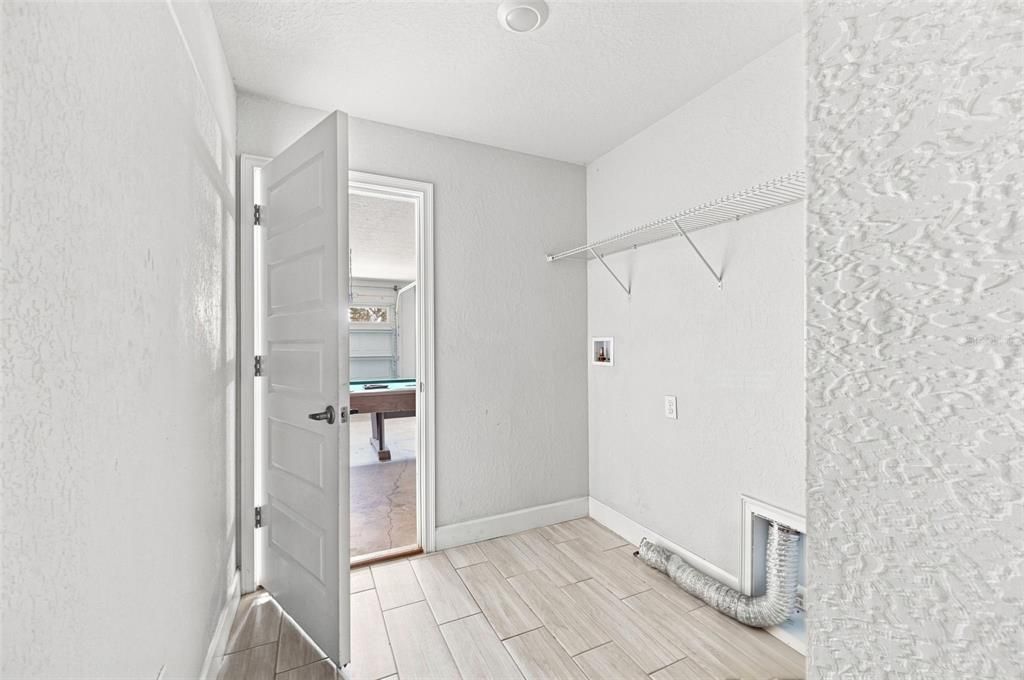 En Venta: $399,000 (4 camas, 3 baños, 2534 Pies cuadrados)