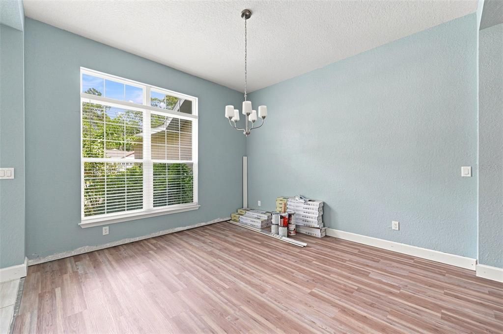 En Venta: $399,000 (4 camas, 3 baños, 2534 Pies cuadrados)