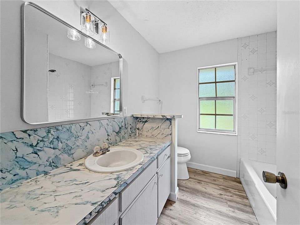For Sale: $385,000 (2 beds, 2 baths, 1332 Square Feet)