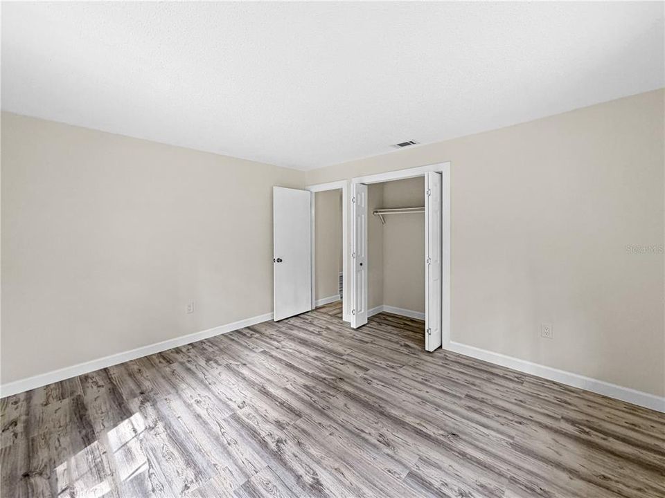 For Sale: $385,000 (2 beds, 2 baths, 1332 Square Feet)