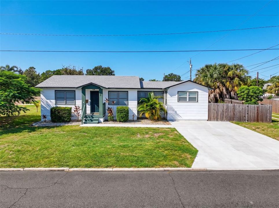 En Venta: $389,000 (3 camas, 2 baños, 1068 Pies cuadrados)