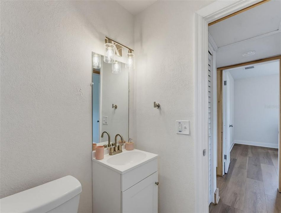 En Venta: $389,000 (3 camas, 2 baños, 1068 Pies cuadrados)