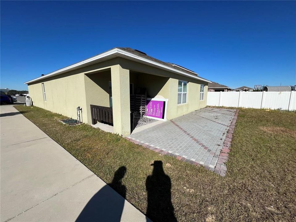 En Venta: $340,000 (4 camas, 2 baños, 1851 Pies cuadrados)