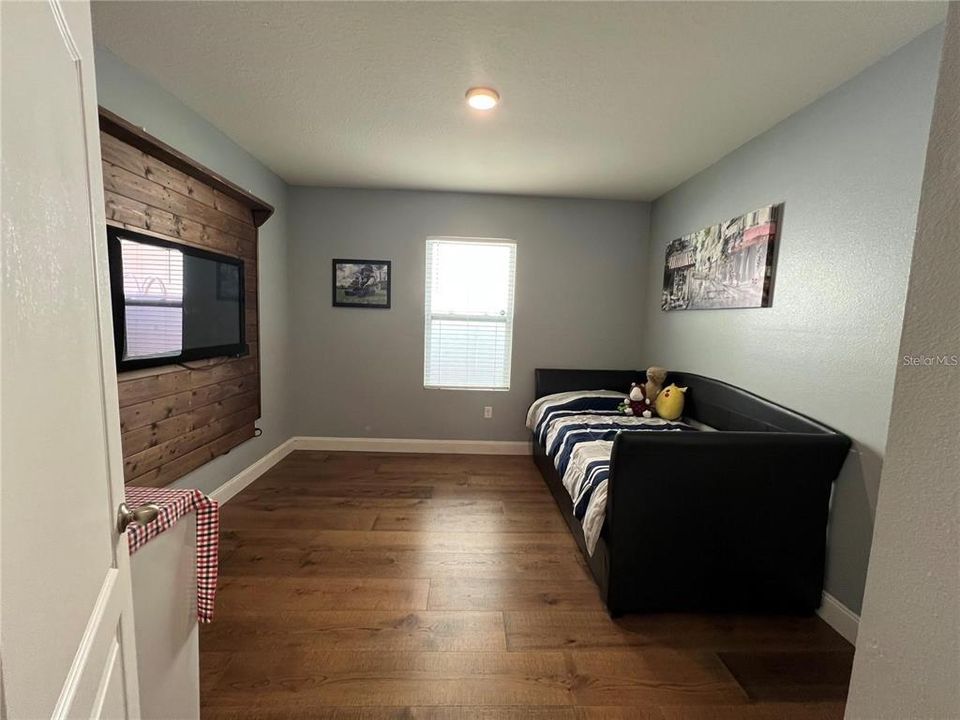 En Venta: $340,000 (4 camas, 2 baños, 1851 Pies cuadrados)