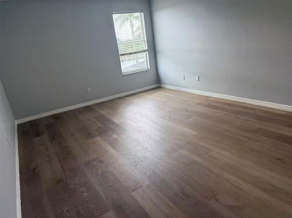 For Rent: $3,400 (5 beds, 3 baths, 3680 Square Feet)