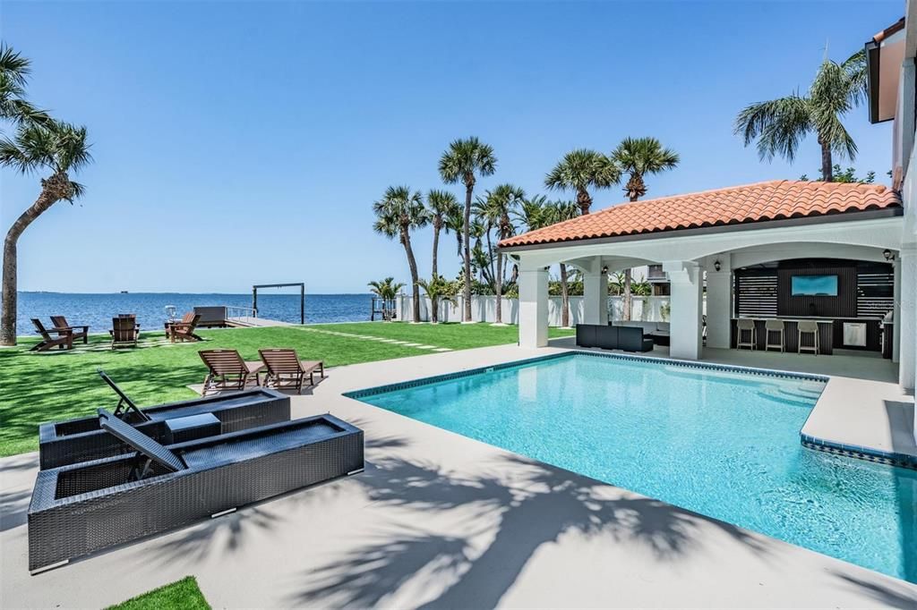 На продажу: $3,750,000 (5 спален, 4 ванн, 3434 Квадратных фут)