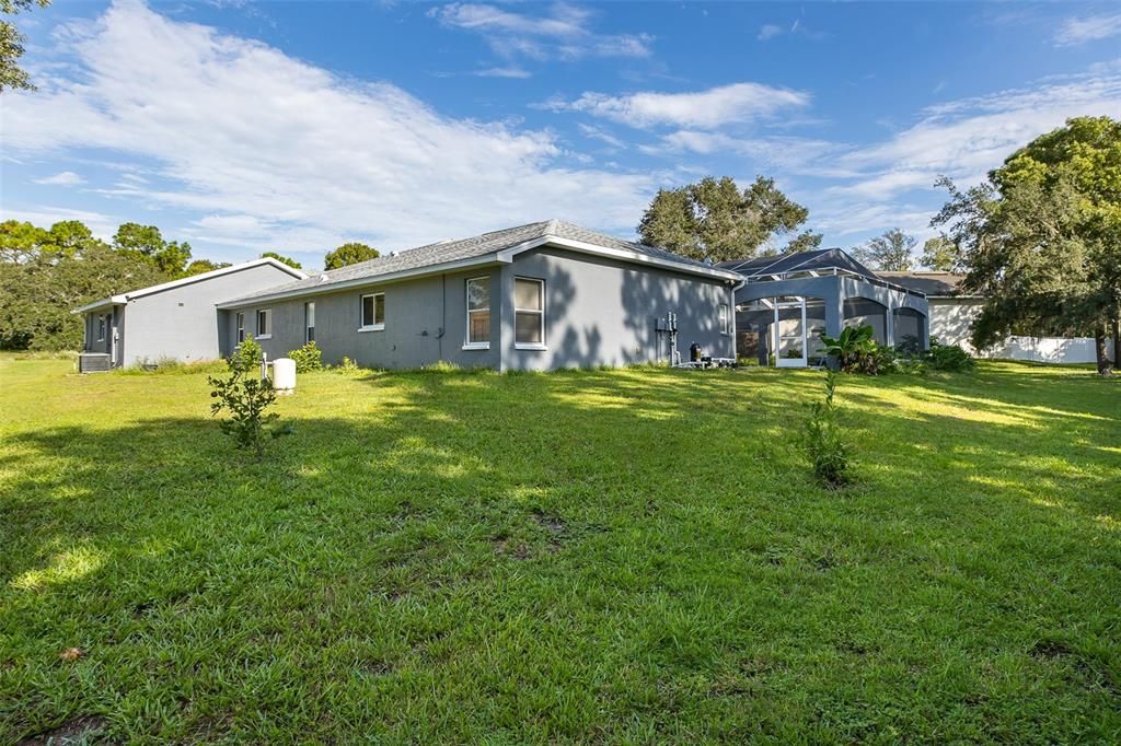 For Sale: $599,000 (5 beds, 3 baths, 2944 Square Feet)
