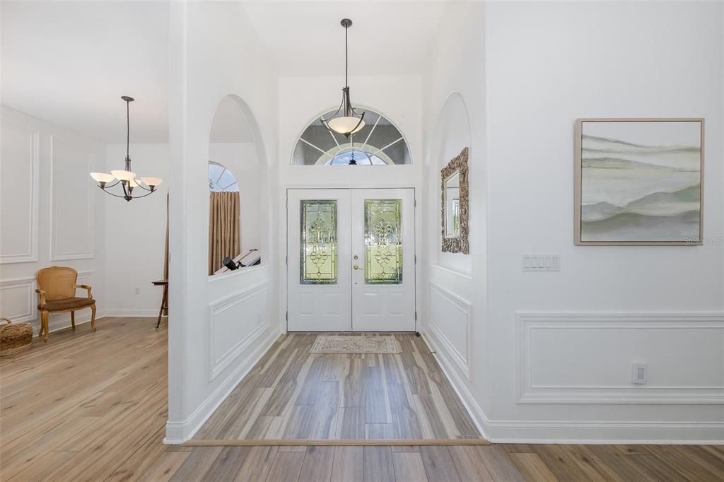 For Sale: $599,000 (5 beds, 3 baths, 2944 Square Feet)