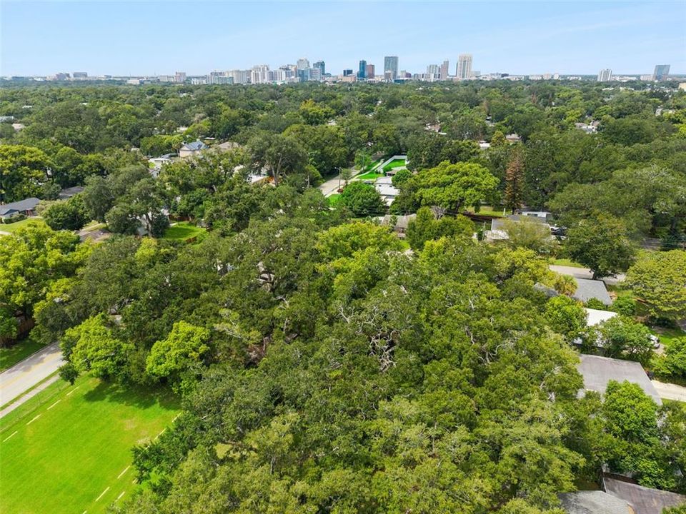 En Venta: $529,000 (4 camas, 2 baños, 1492 Pies cuadrados)