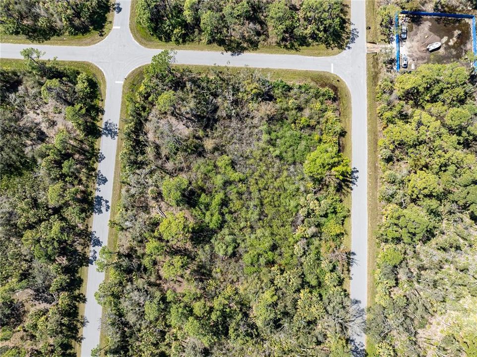 На продажу: $79,900 (0.50 acres)