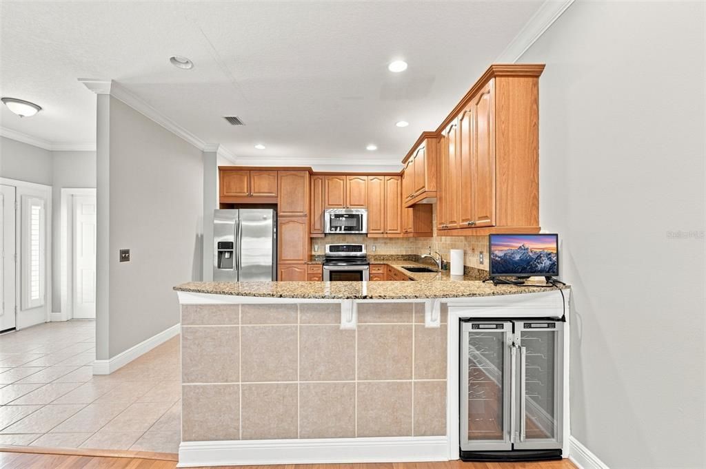 For Rent: $2,800 (3 beds, 3 baths, 2085 Square Feet)