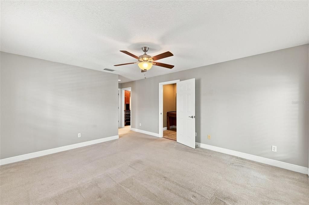 For Rent: $2,800 (3 beds, 3 baths, 2085 Square Feet)