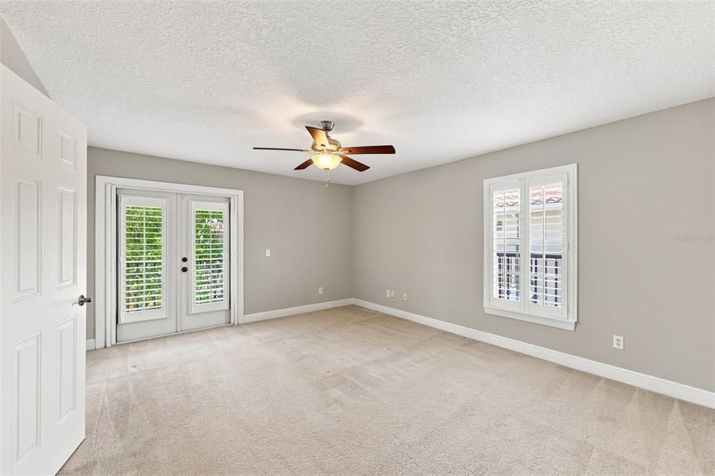 For Rent: $2,800 (3 beds, 3 baths, 2085 Square Feet)