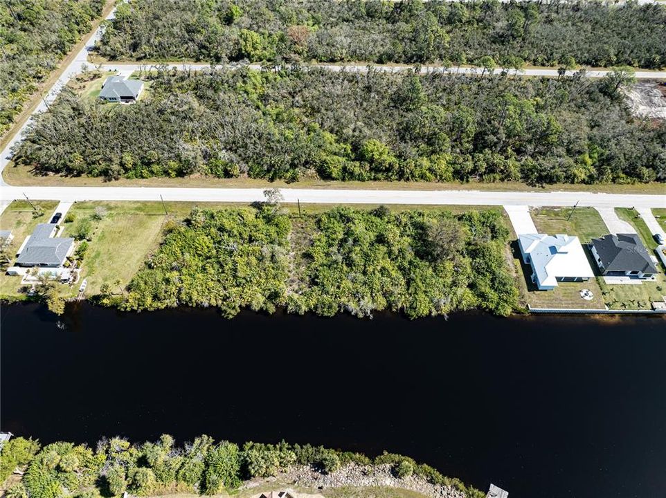 待售: $134,990 (0.69 acres)