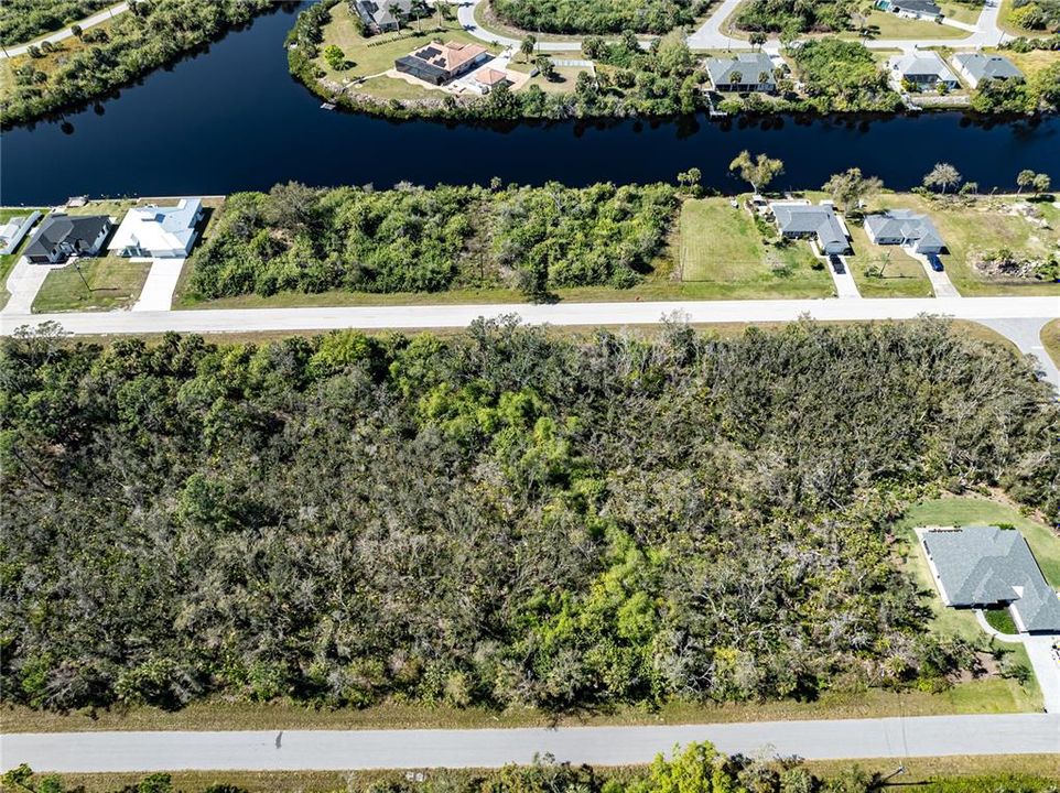 待售: $134,990 (0.69 acres)