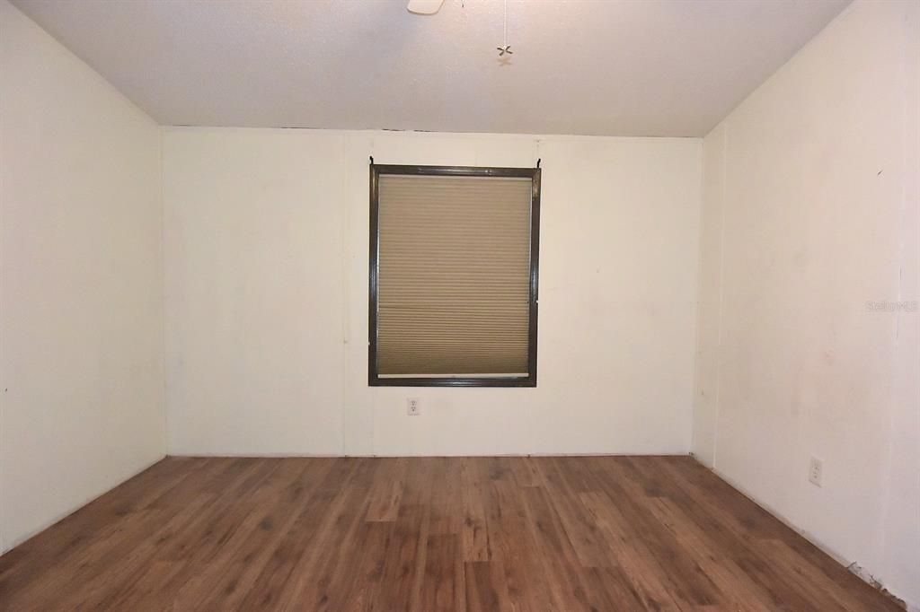En Venta: $215,500 (3 camas, 2 baños, 1431 Pies cuadrados)
