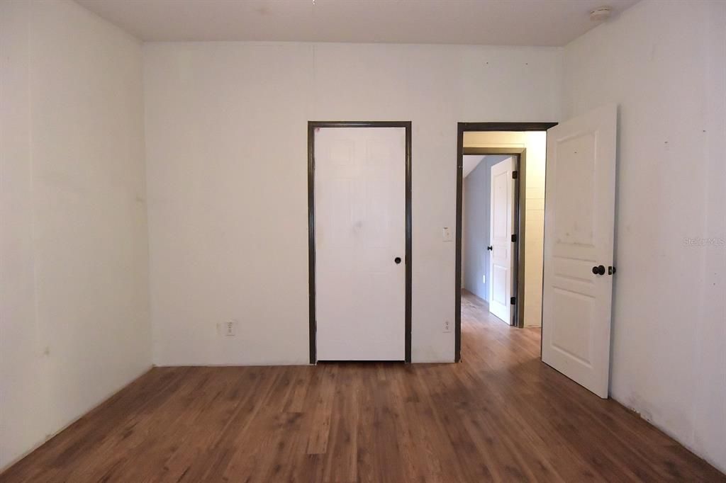 En Venta: $215,500 (3 camas, 2 baños, 1431 Pies cuadrados)