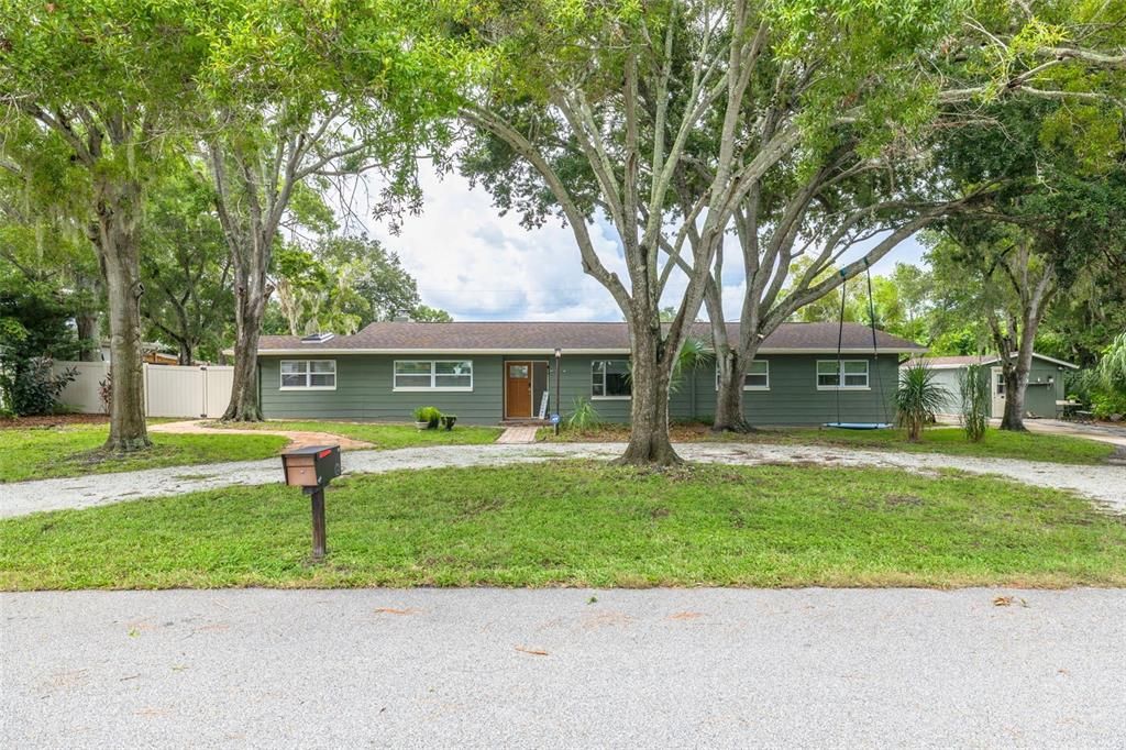 Active With Contract: $875,000 (4 beds, 3 baths, 2892 Square Feet)