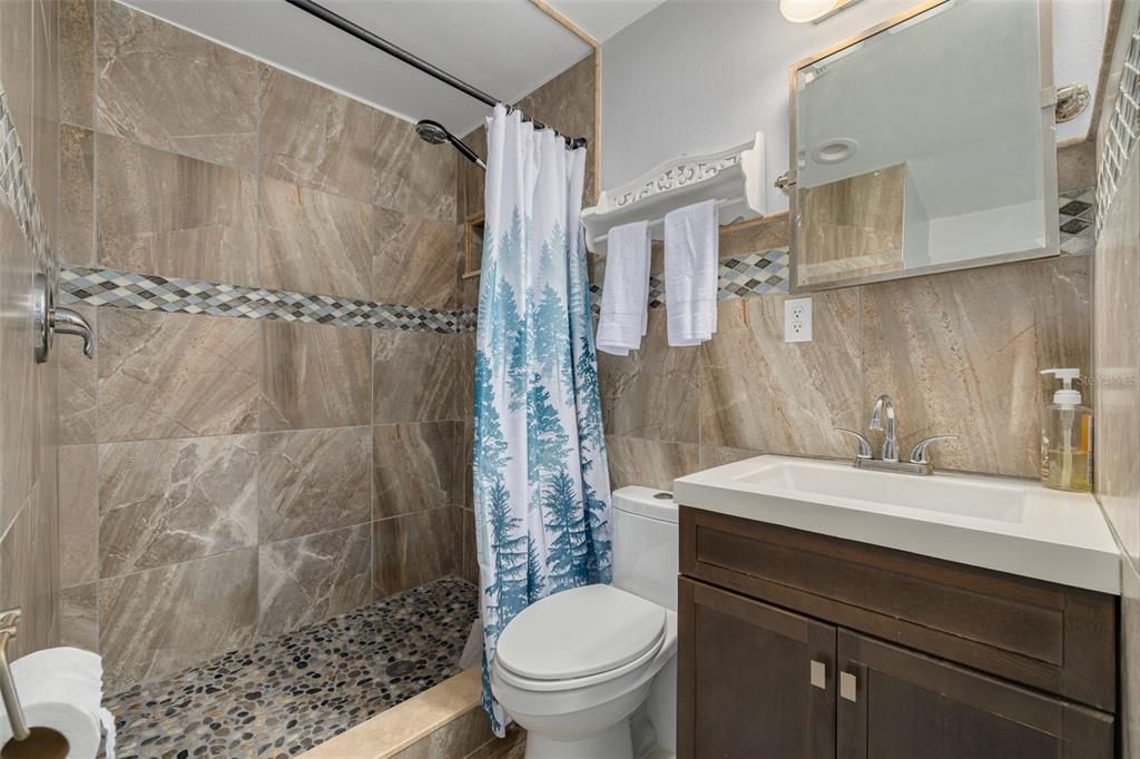 Active With Contract: $875,000 (4 beds, 3 baths, 2892 Square Feet)