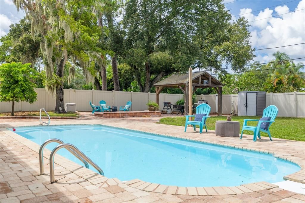 Active With Contract: $875,000 (4 beds, 3 baths, 2892 Square Feet)