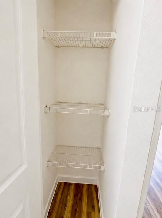 En Venta: $305,000 (4 camas, 2 baños, 1500 Pies cuadrados)