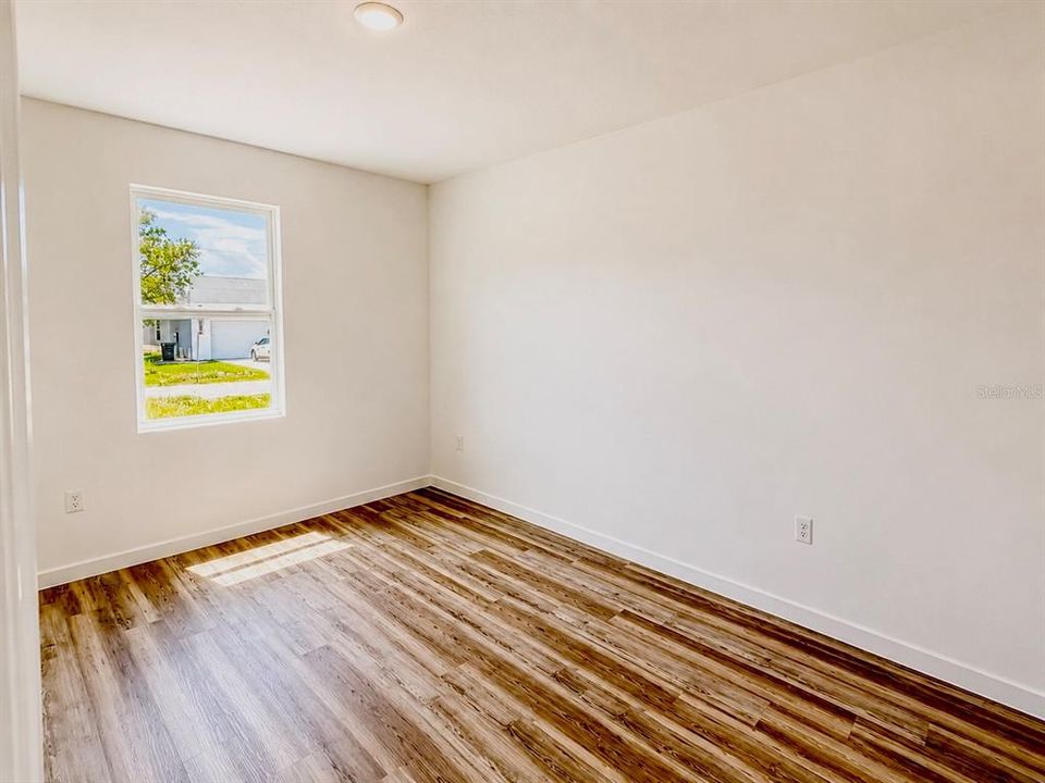 En Venta: $305,000 (4 camas, 2 baños, 1500 Pies cuadrados)