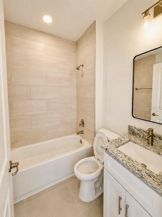 En Venta: $305,000 (4 camas, 2 baños, 1500 Pies cuadrados)