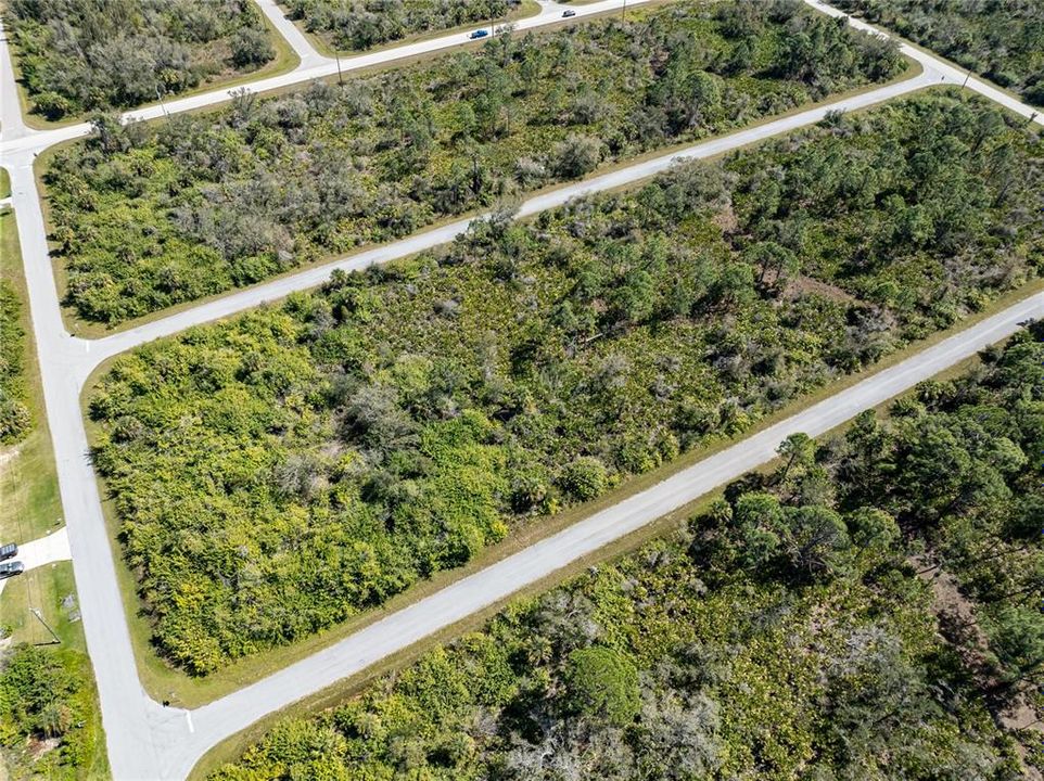 На продажу: $224,900 (1.15 acres)