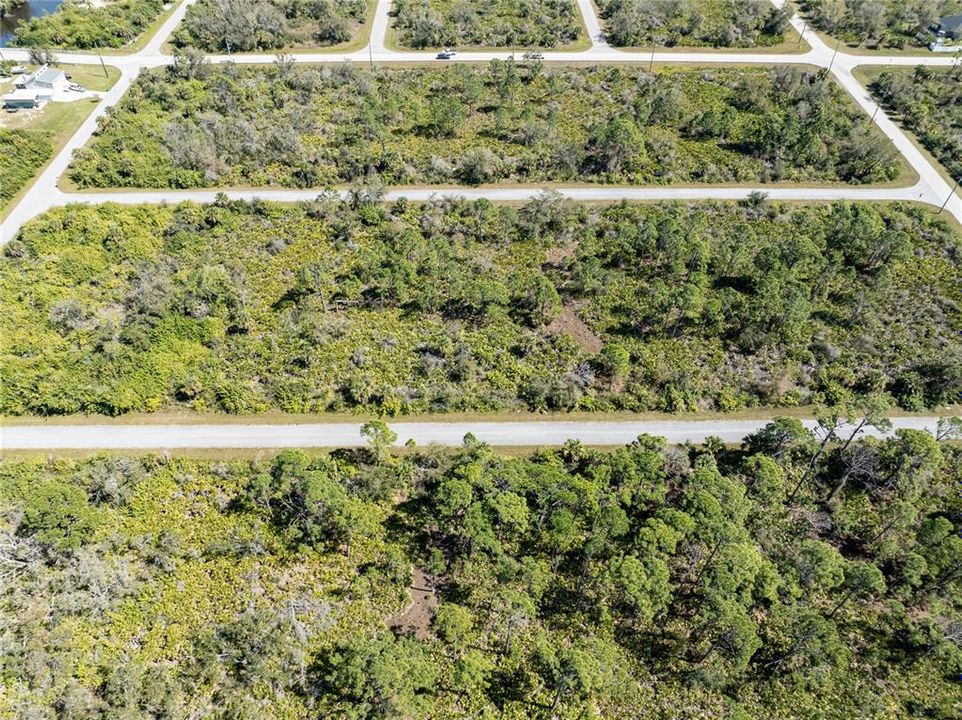 На продажу: $224,900 (1.15 acres)