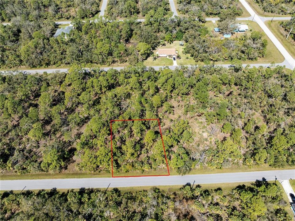 待售: $39,900 (0.27 acres)