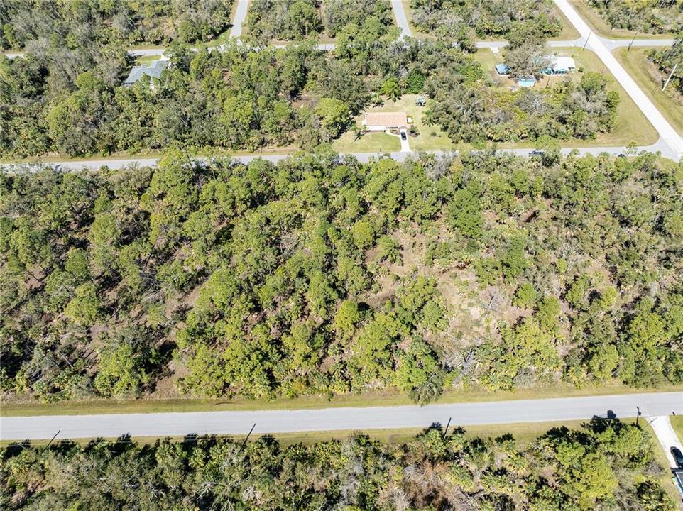 待售: $39,900 (0.27 acres)