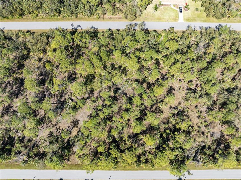 待售: $39,900 (0.27 acres)